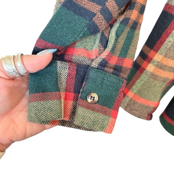 BKE| Buckle | Hooded Flannel Shirt with Gray Hood - Picture 10 of 11